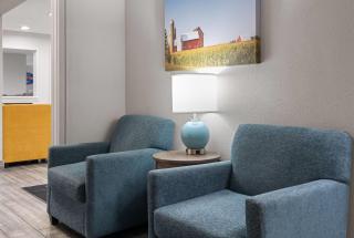 Baymont by Wyndham Davenport - 4