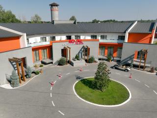 Royal Hotel & Events - 0