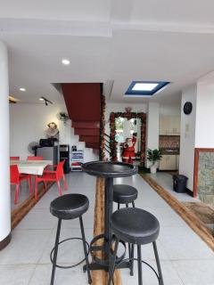 Twin Sister House Tagaytay Private Pool - 9