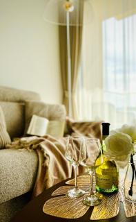 Sunny Bella Vista apartments - 9