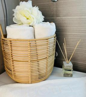 Sunny Bella Vista apartments - 4