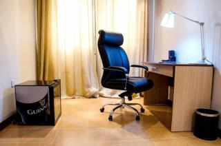 Li Tour International Hotel - 9