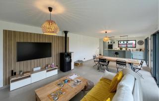 Awesome Home In Creances With Wifi - Créances - 7