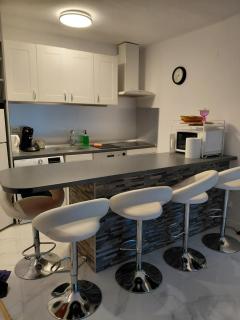 chez Chantal zone touristique garage gratuit - 8