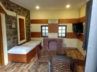 Misty Valley Inn - 2