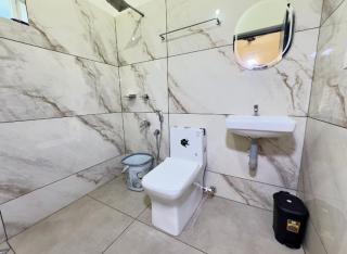 Tokyoz Inn Calicut - 9