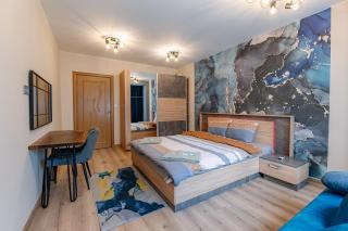 1 minute to main Street Grafa, NDK, FREE Parking, 3BDR - 2