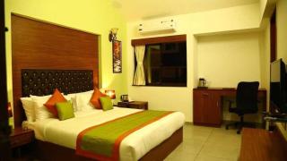 Palette by CheckIn The Royal Castle Resort Rajkot - 9