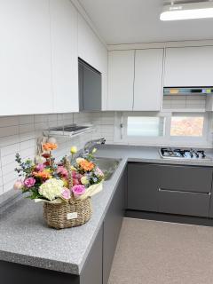 구미역4분 금리단길 호텔침구 옥상독채 구미로로스테이 - 2