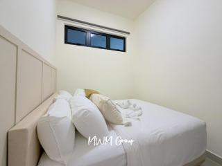 Meldrum Heights Walkable to CIQ By MWM - 7