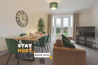 Spacious 3 Bed - FREE Parking - Great for Workers - 0