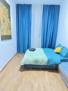 Уют для 10 человек на проспекте Достык в Золотом Квадрате - 6