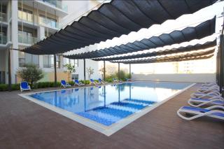 Silk Valley - Chic Studio | Close to AUH & Yas Island | Pool & Parking - 3