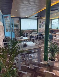 The Vintage Classic - 4