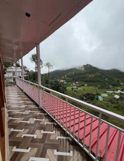 The Vintage Classic - 3