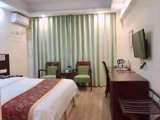 GreenTree Alliance Guangdong Shenzhen Pinghu Avenue Jingdu Town Hotel - 1