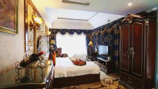 Chengdu French Theme Gold Palace - 5