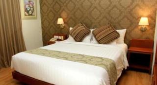 Horison Aziza Solo - 8