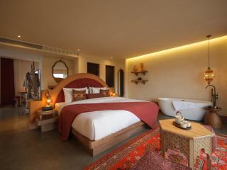 Turpan Rizamat Manor - 5