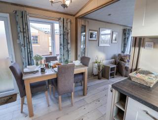 Fern Lodge with Hot Tub - 3