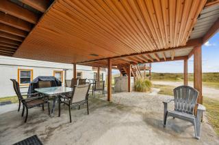 Spacious Beachfront Duplex - Dog Friendly - Downstairs - 124 S Fletcher - 8