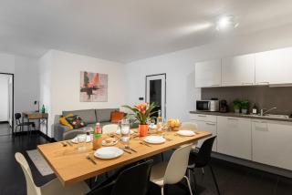 2-3BR Apartments with Balcony I Metro I Karlin - 0