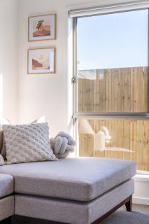 House Tulipa - Brand New Family Home at Greenbank - Park Ridge - 7