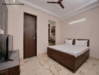 Collection O by OYO HOTEL DLF PHASE-4 MG ROAD - 3