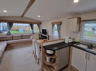 Little Clovelly, West Sands Holiday Villege - 1