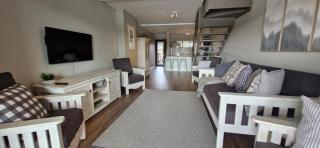 Hartenbos, Villa Riviera- Lagoon Facing - Mossel Bay - 6