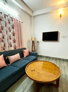 Monratino The First Floor - 3