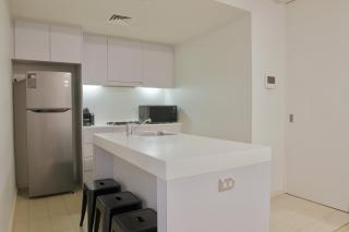 1BR Waterfront Apartment in Barangaroo with Free Private Parking - 4