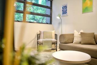 1BR Waterfront Apartment in Barangaroo with Free Private Parking - 1