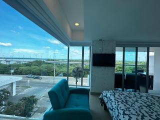Apartamento con Salida al Mar en Condominio Turístico y Hotel Sonnesta Cartagena, - 2