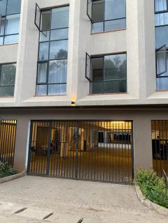 Luxury Studio with Pool Workspace Self Check-In - 3