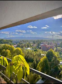 Luxury Studio with Pool Workspace Self Check-In - 4