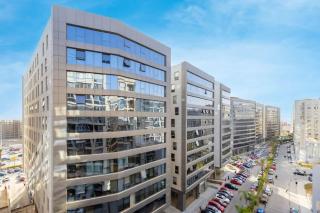 Gorgeous 3 Bed in Prime Location BH-115-75 - 7