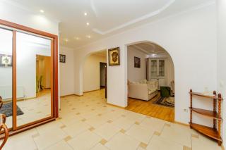 Great 3 room apartment in the center city of Chisinau - 6