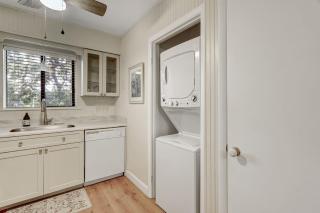 Amelia Landings 9E condo - 5