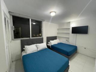 Espectacular apartamento de 4 alcobas en el Laguito - 5