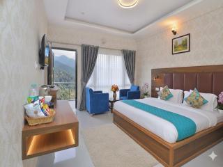 LA Riqueza Dhanolti View - Mountain View Rooms - Near to Eco Park & Surkanda Devi Temple - 0