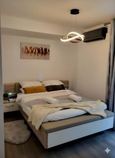 The New Athens Brilliant near Acropolis- Metro Fix 180m - 5