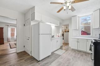 Charming St Paul Getaway home - 6