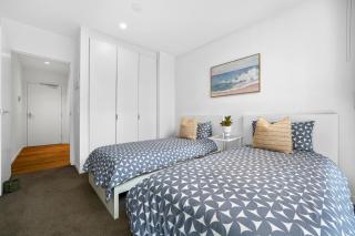 Stylish Urban Escape - Melbourne - 3