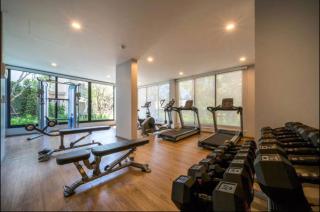 Cozy 1-bedroom apartment with lush green views - 1