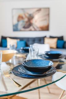 YAYstay - "View" I 58m2 I Bahnhof I Balkon I TV I Kaffee I Waschmaschine I Trockner - 9