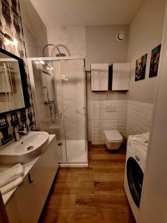 T&M Apartments FVAT Invoice - 5