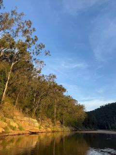 Ashwood AFrame - Secluded Riverfront Luxe - 4