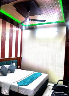 Hotel Golden Time - 4