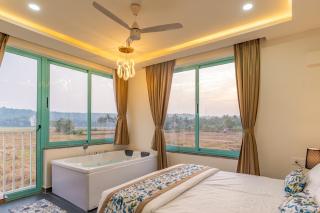 The Paradise - By the fields - 0